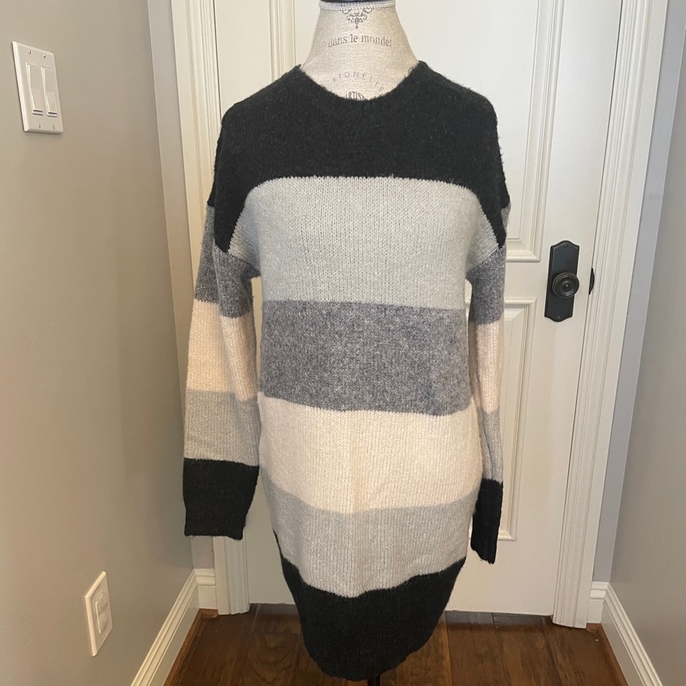 Vici sweater dress